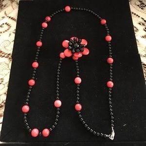 Hawaii beaded red & black flower necklace nwot 925